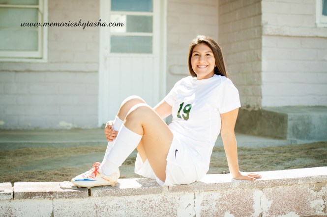 Twentynine Palms Photographer - Senior Portraits - Joanna-10 copy