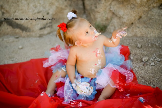 Twentynine Palms Photographer - Couples Photography - Family Photography - Children's Photography - Cake Smash-01