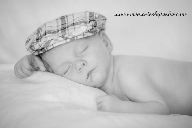 Twentynine Palms Photographer - Newborn Photography - Liam-03