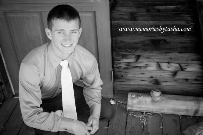 Twentynine Palms Photographer - Senior Portraits - Culver 5